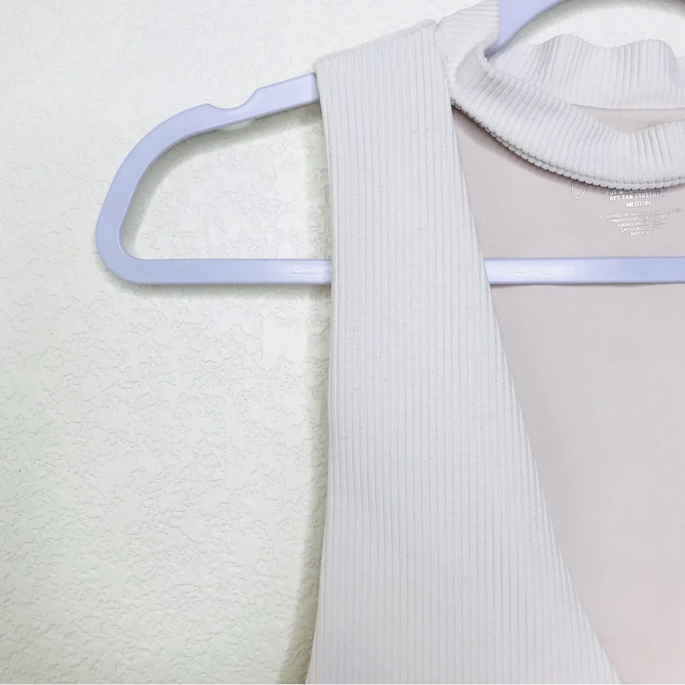 FRANKIE'S BIKINIS Hanalei Ribbed Top Cloud Reversible